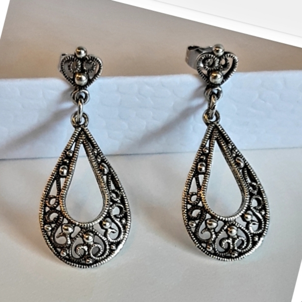 Earrings Victorian Silver Filigree Oval Earrings